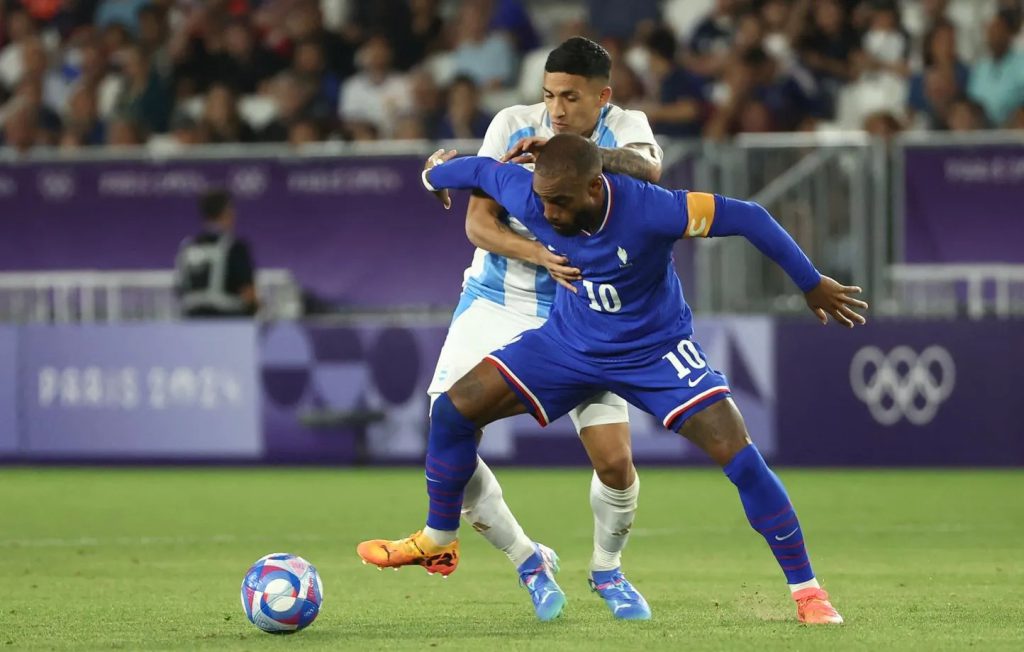 أولمبياد باريس.. فرنسا تقصي الأرجنتين وتضرب موعدا مع مصر في نصف النهائي