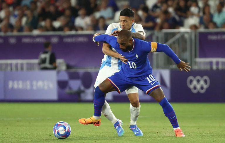 أولمبياد باريس.. فرنسا تقصي الأرجنتين وتضرب موعدا مع مصر في نصف النهائي