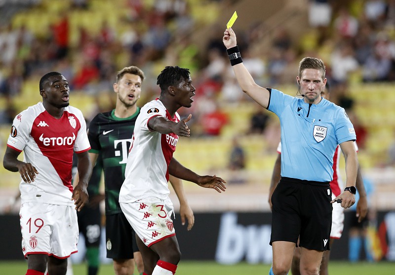 تعيين حكم نرويجي لقيادة مباراة المنتخب المغربي ضد نظيره المصري في الأولمبياد