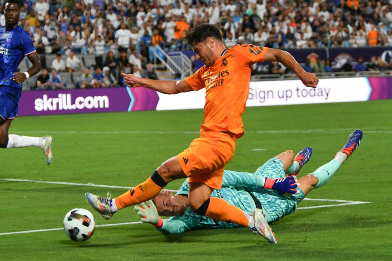 ريال مدريد يفوز على تشيلسي في ختام جولته التحضيرية