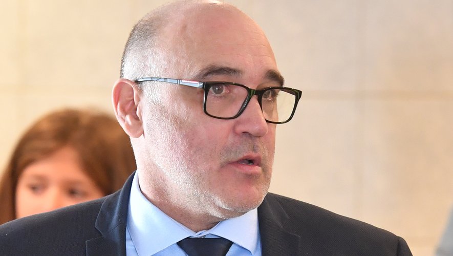 بعد فشلها في الأولمبياد.. جامعة المسايفة تستعين بإطار فرنسي يواجه تهم الإختلاس