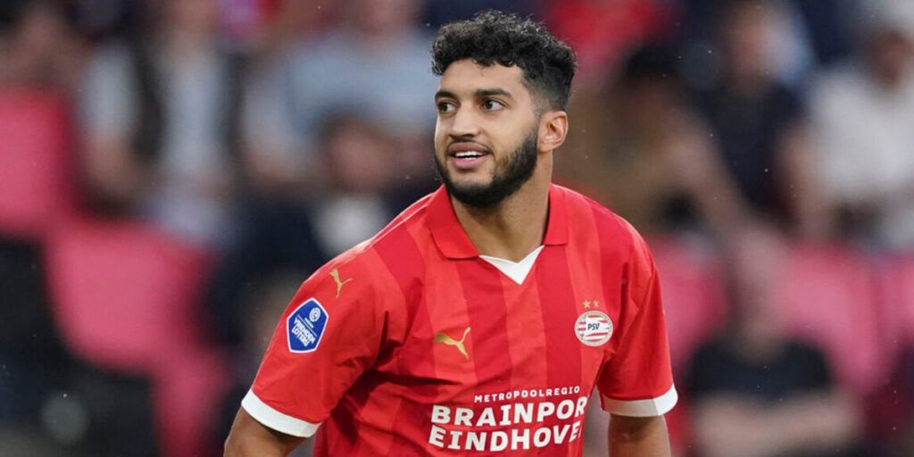 صيباري ودريوش يواصلان تصدر الدوري الهولندي