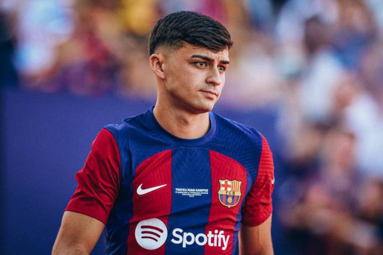 بيدري ينتقد التحكيم بعد هزيمة برشلونة ضد أوساسونا