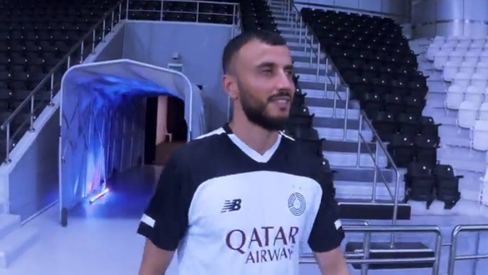 رومان سايس يظهر لأول مرة مع السد القطري