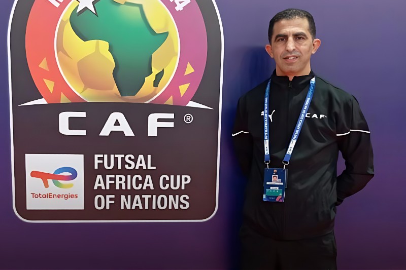 تعيين الحكم المغربي هنيش لقيادة مباراة أوزبكستان ضد هولندا في مونديال الفوتسال