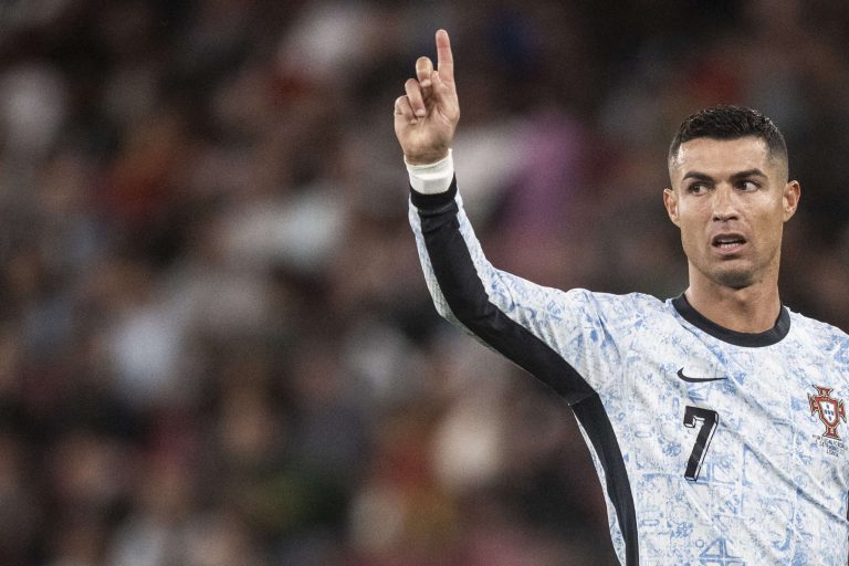 رونالدو: الفوز باليورو يعادل التتويج بكأس العالم.. والأرقام هي من تطاردني