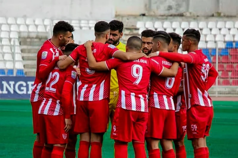 في بيان رسمي.. العصبة الإحترافية تكشف أسباب رفضها رفع عقوبة المنع عن المغرب التطواني