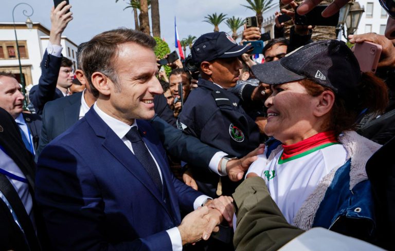 ماكرون: "مواجهة المغرب في مونديال قطر كانت تاريخية"