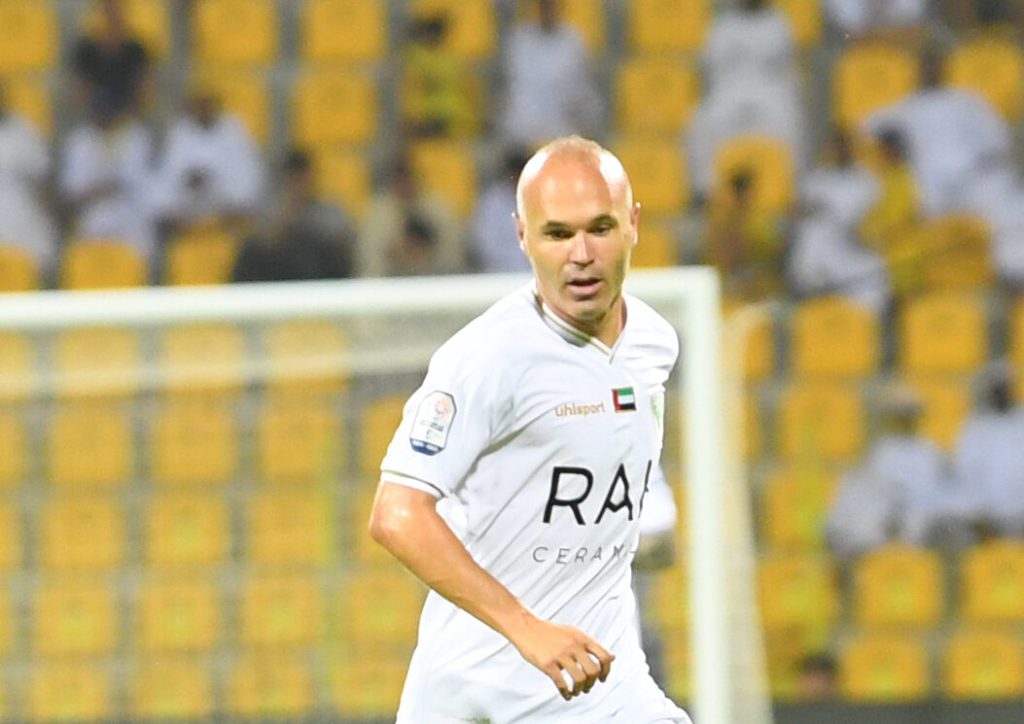 رسميا.. أندريس إنييستا يعلن اعتزاله كرة القدم