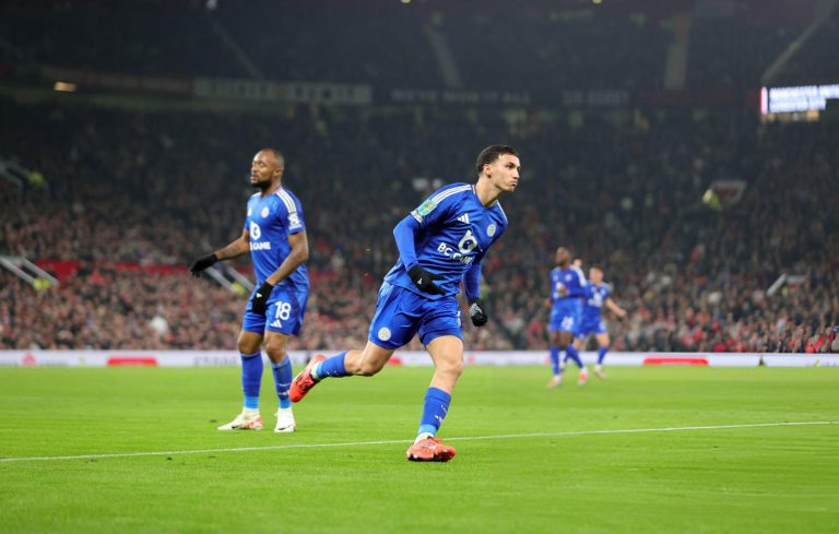 رغم الخسارة.. أداء جيد وتنقيط ممتاز لبلال الخنوس أمام مانشستر يونايتد (صور)