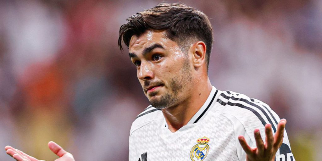 تقارير تكشف موقف دياز من المشاركة في الكلاسيكو ضد برشلونة