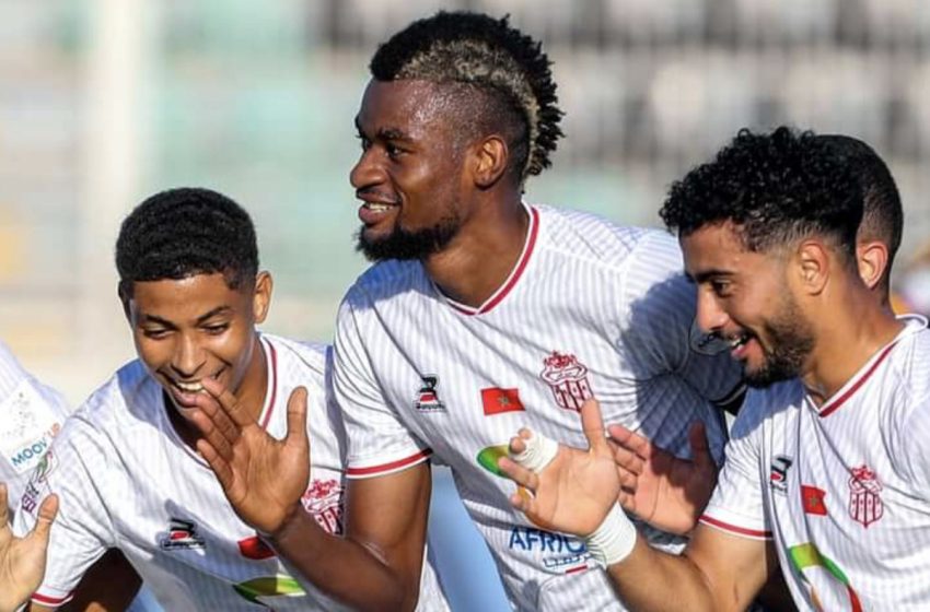 حسنية أكادير يحقق فوزا كبيرا على الكوديم بثلاثية