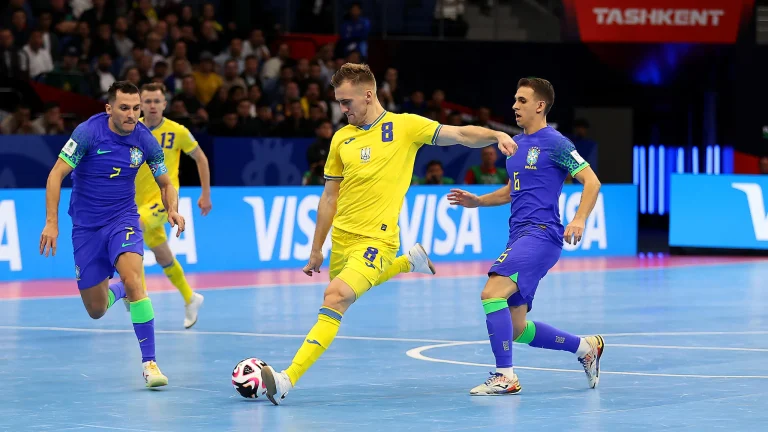 مونديال الفوتسال.. المنتخب البرازيلي يفوز على أوكرانيا ويتأهل إلى النهائي