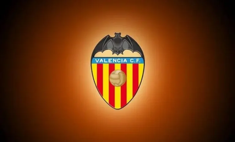 نادي فالنسيا يعلن وفاة لاعبه السابق في الفيضانات