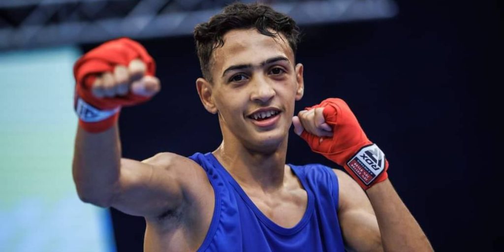 الملاكم المغربي عثمان شدغور يحقق ميدالية برونزية في بطولة العالم للشباب