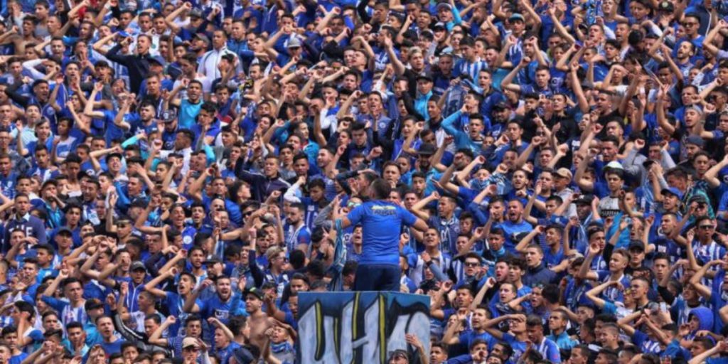 اتحاد طنجة يخفض أسعار تذاكر جماهيره لمواجهة الوداد