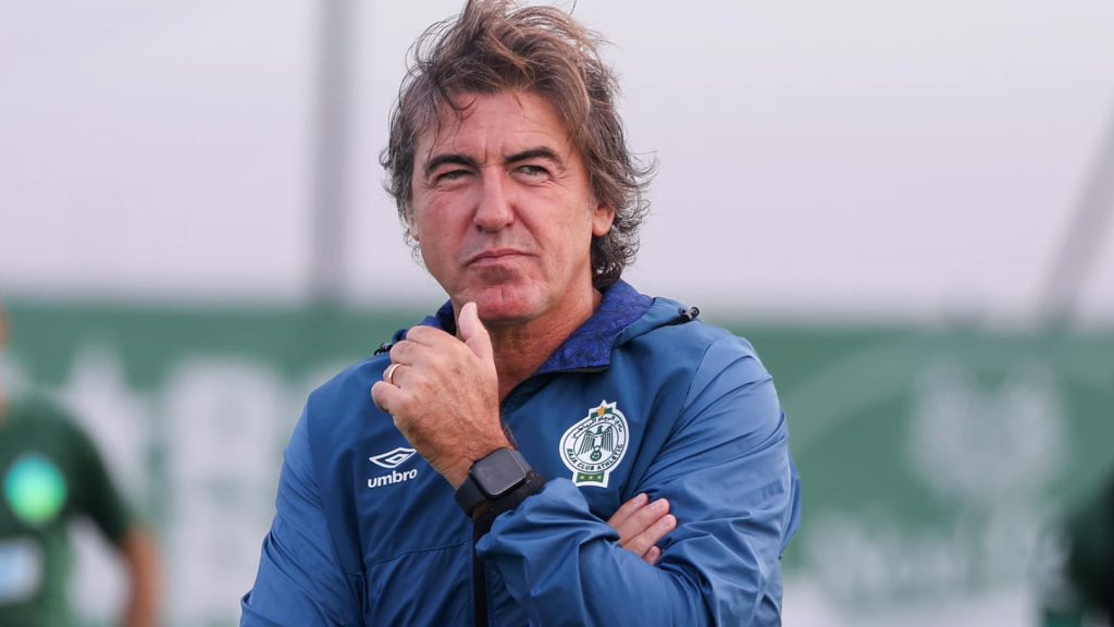 سابينتو :" ظروف النجاح اللازمة والتي يستحقها هذا النادي الكبير غير موجودة"