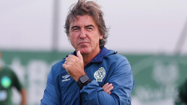 سابينتو :" ظروف النجاح اللازمة والتي يستحقها هذا النادي الكبير غير موجودة"