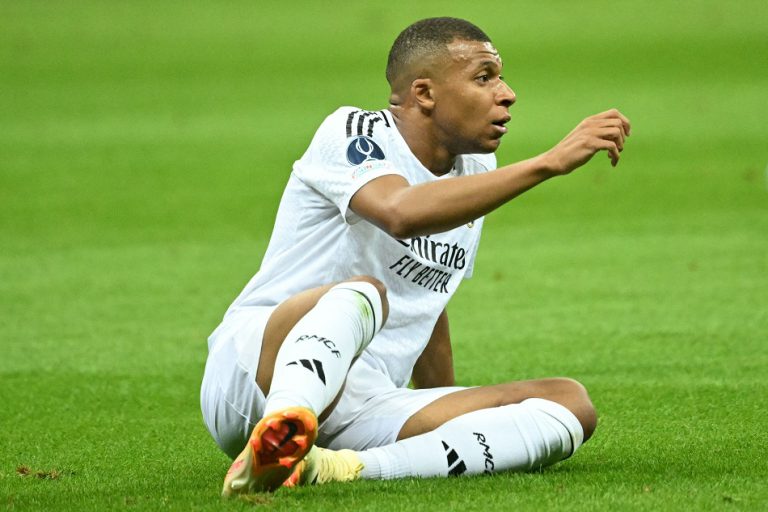 كورتوا يعلق على اصابة كليان مبابي