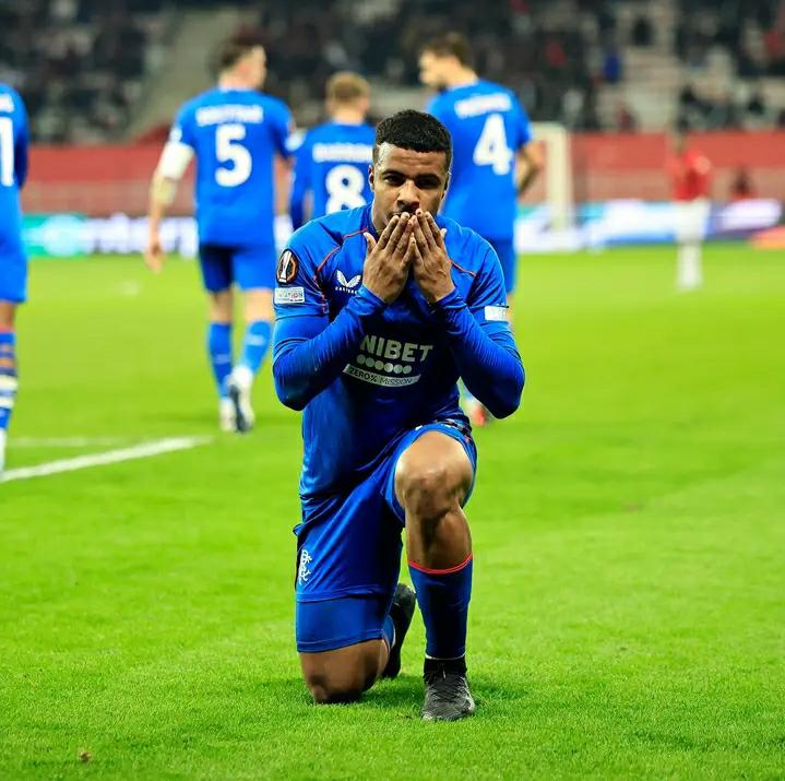 مدرب رينجرز يشيد بإمكانيات حمزة إيغامان وبتأقلمه السريع مع النادي