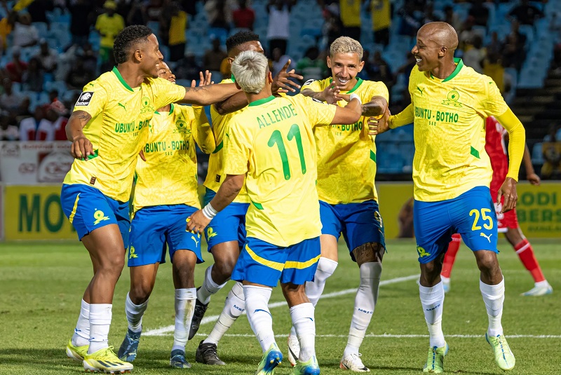 بعثة ماميلودي سان داونز تتجه صوب المغرب تأهبا لمواجهة الجيش الملكي