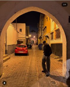 حكيمي يوثق زيارته للدار البيضاء (صور) حكيمي يوثق زيارته للدار البيضاء (صور)