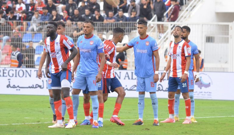 النادي المكناسي ضد المغرب التطواني