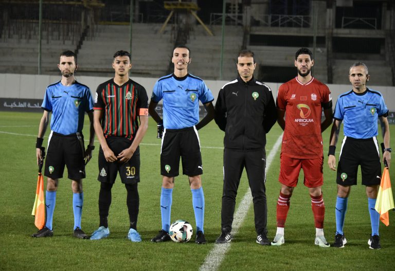 الكشف عن حكام المباريات المؤجلة من البطولة الإحترافية