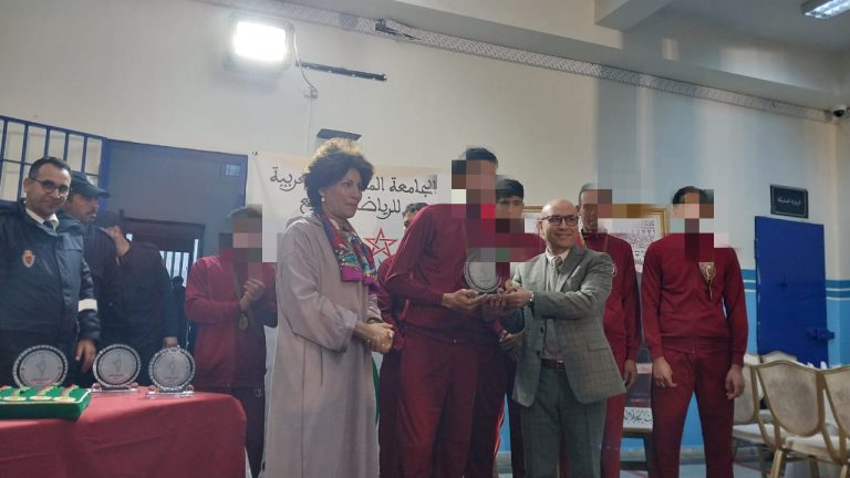 تتويج الفرق الفائزة بالنسخة 3 لدوري رمضان بالسجن المحلي العرجات 2