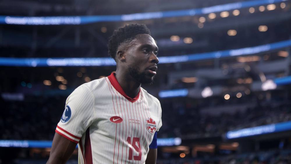 اتهامات متواصلة بين الاتحاد الكندي وبايرن ميونيخ حول إصابة ديفيز