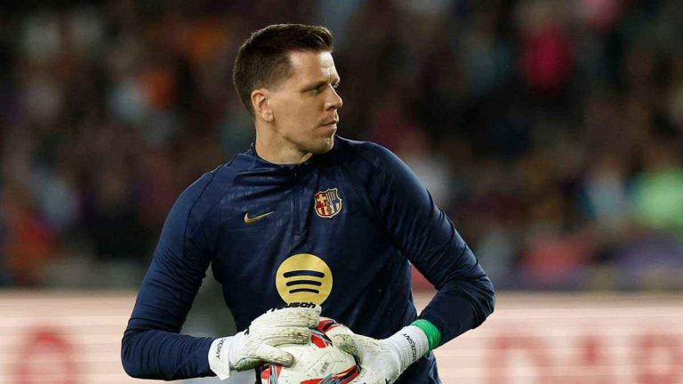 تشيزني يفرض قرارا جديدا على برشلونة