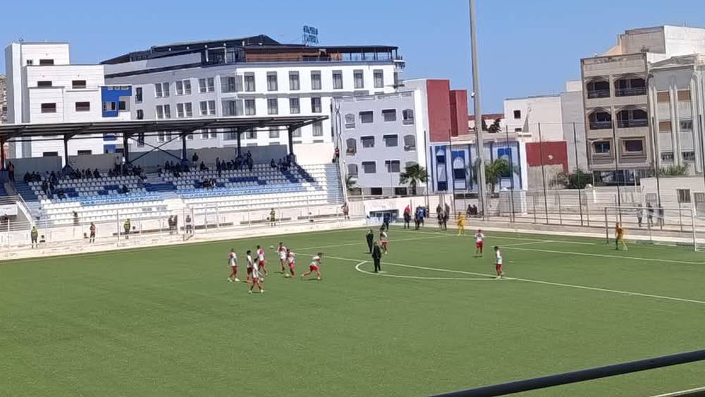 شباب الريف الحسيمي يفوز"بالقلم" على وداد صفرو بسبب تشابه الأقمصة