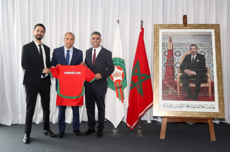 الجامعة توقع شراكة جديدة مع شركة متخصصة في التذاكر الإلكترونية