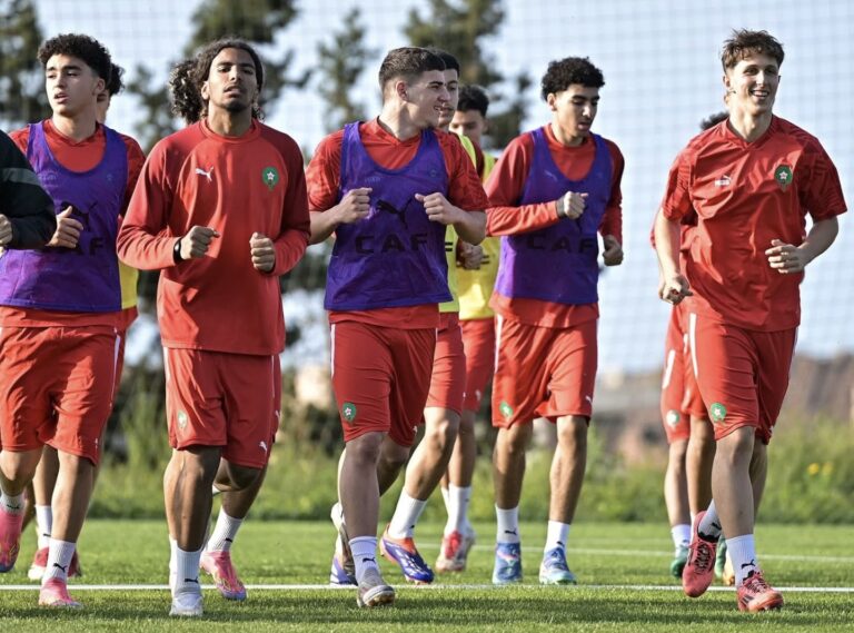 كأس أفريقيا لأقل من 17 سنة .. المنتخب المغربي يجري أخر حصة تدريبية قبل مواجهة جنوب أفريقيا