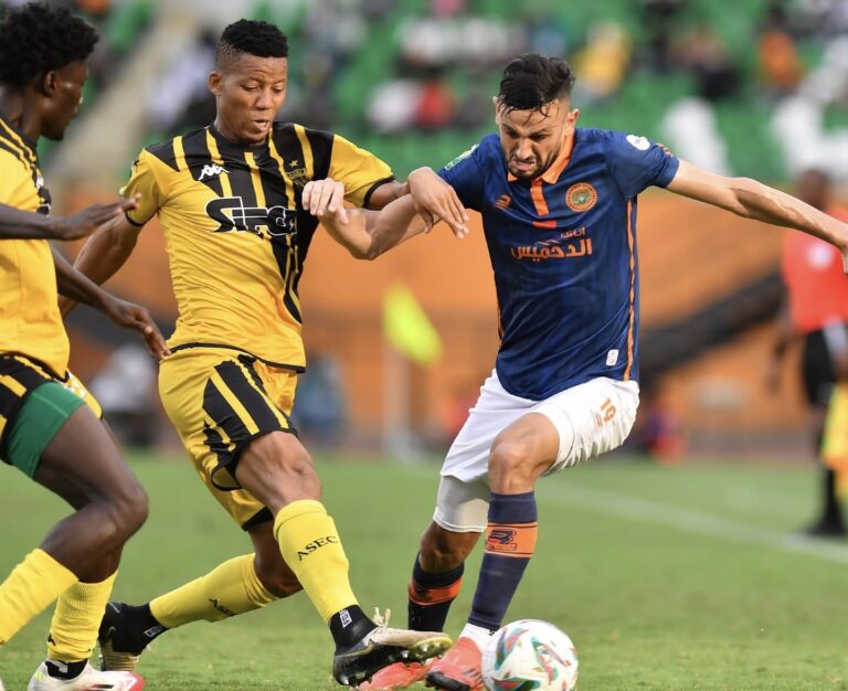 نهضة بركان يواجه أسيك ميموزا وعينه على التأهل لنصف نهائي الكونفدرالية