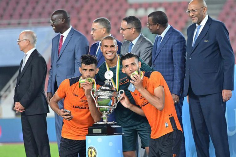 المتكالبون على نهضة بركان .. وذاكرة قصيرة نسيت إنجازاته بالخريطة!