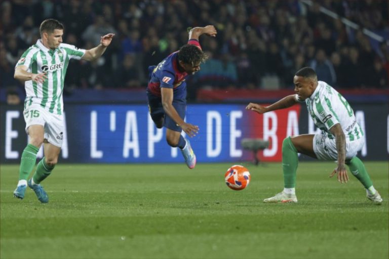 برشلونة ضد ريال بيتيس