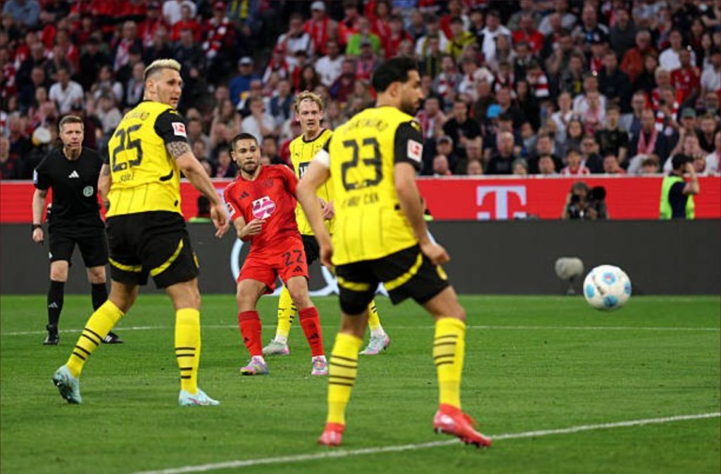 بايرن ميونيخ ضد دورتموند