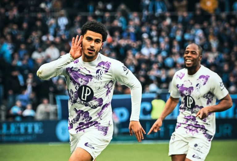 غياب أبو خلال وحارث عن مباراة القمة بين مارسيليا وتولوز