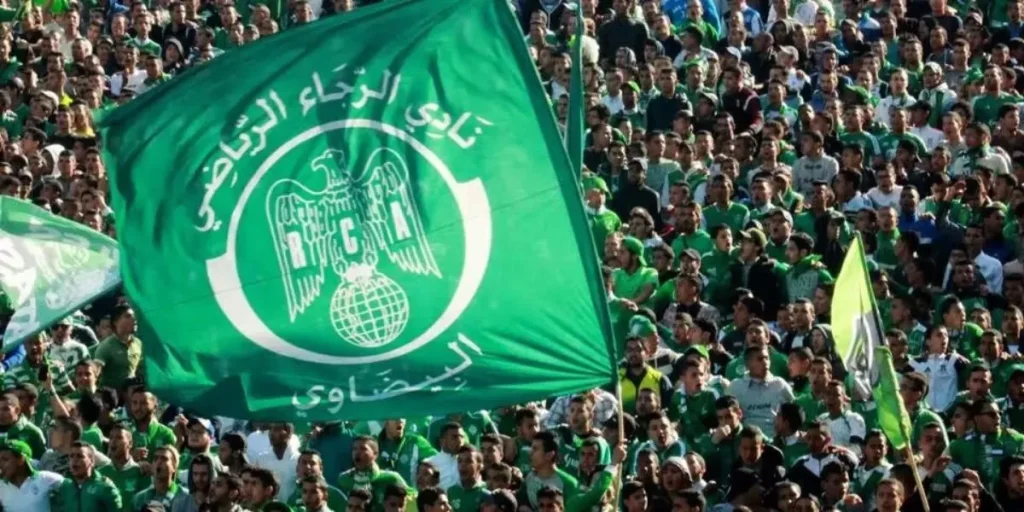 الرجاء يعلن خضوع حارس مرماه لعملية جراحية ناجحة