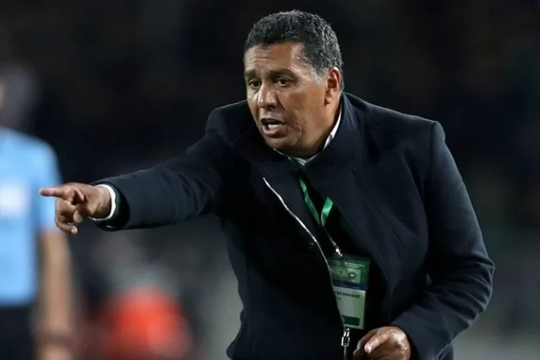 رشيد الطاوسي يرقد في العناية المركزة بعد إصابته بالملاريا