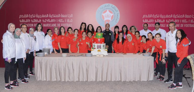 الجامعة تحتفي بالمنتخب النسوي للفوتسال بعد تتويجه بكأس إفريقيا