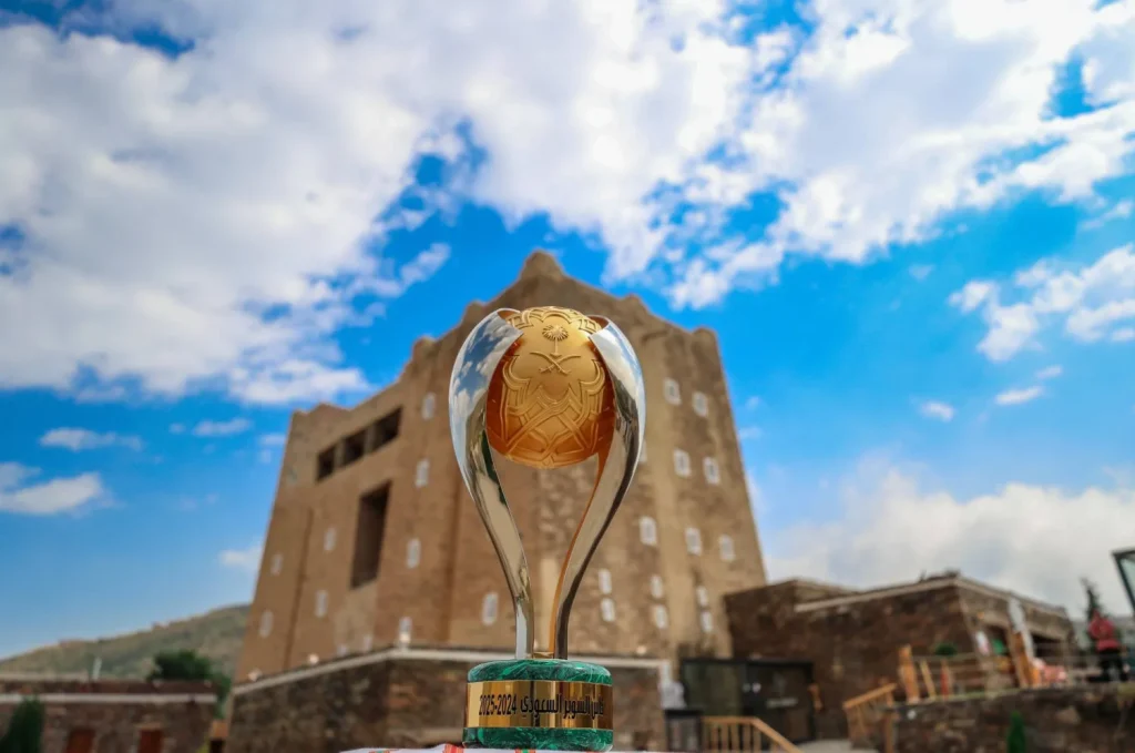 الصين تقترب من استضافة "السوبر السعودي".. ورونالدو مفتاح الصفقة