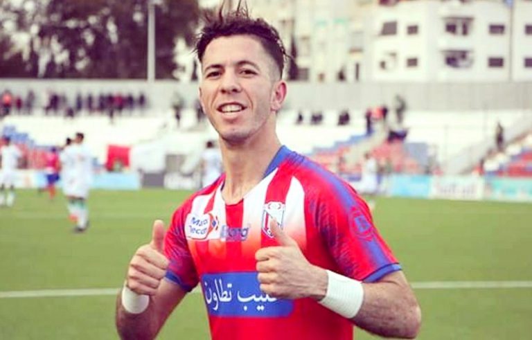 أيوب لكحل يحذف جميع صوره مع المغرب التطواني أيوب لكحل يحذف جميع صوره مع المغرب التطواني