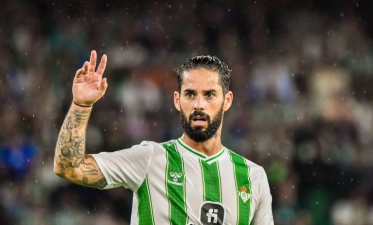 إيسكو يعود للمنتخب الإسباني بعد 6 أعوام من الغياب