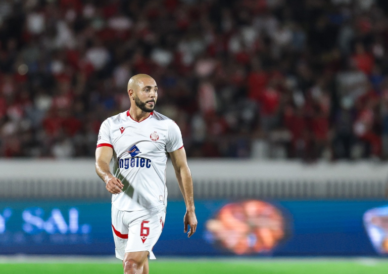 نور الدين أمرابط بقميص الوداد الرياضي