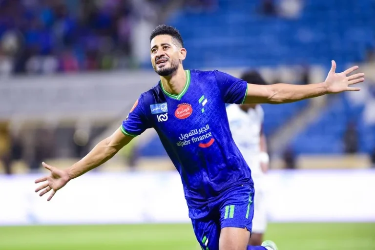 حضور متميز للمغاربة في التشكيلة المثالية للجولة 30 من دوري روشن