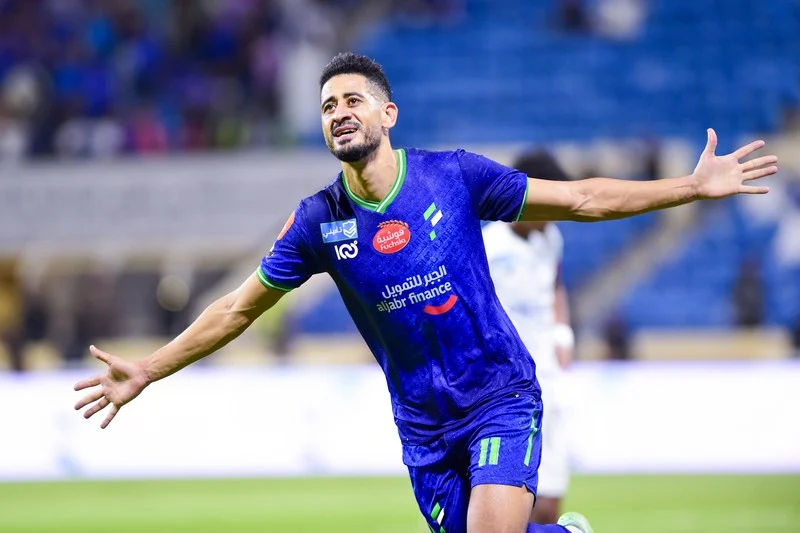 حضور متميز للمغاربة في التشكيلة المثالية للجولة 30 من دوري روشن