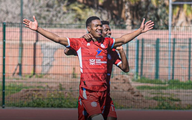 أندية وطنية تهنئ الكوكب المراكشي بعد عودته المستحقة إلى القسم الأول