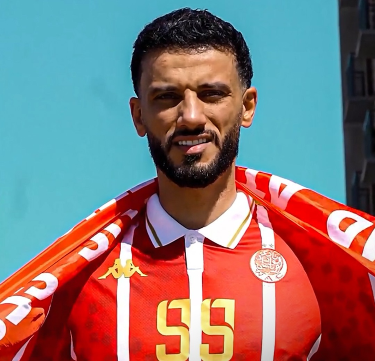 عمر السومة بقميص الوداد الرياضي